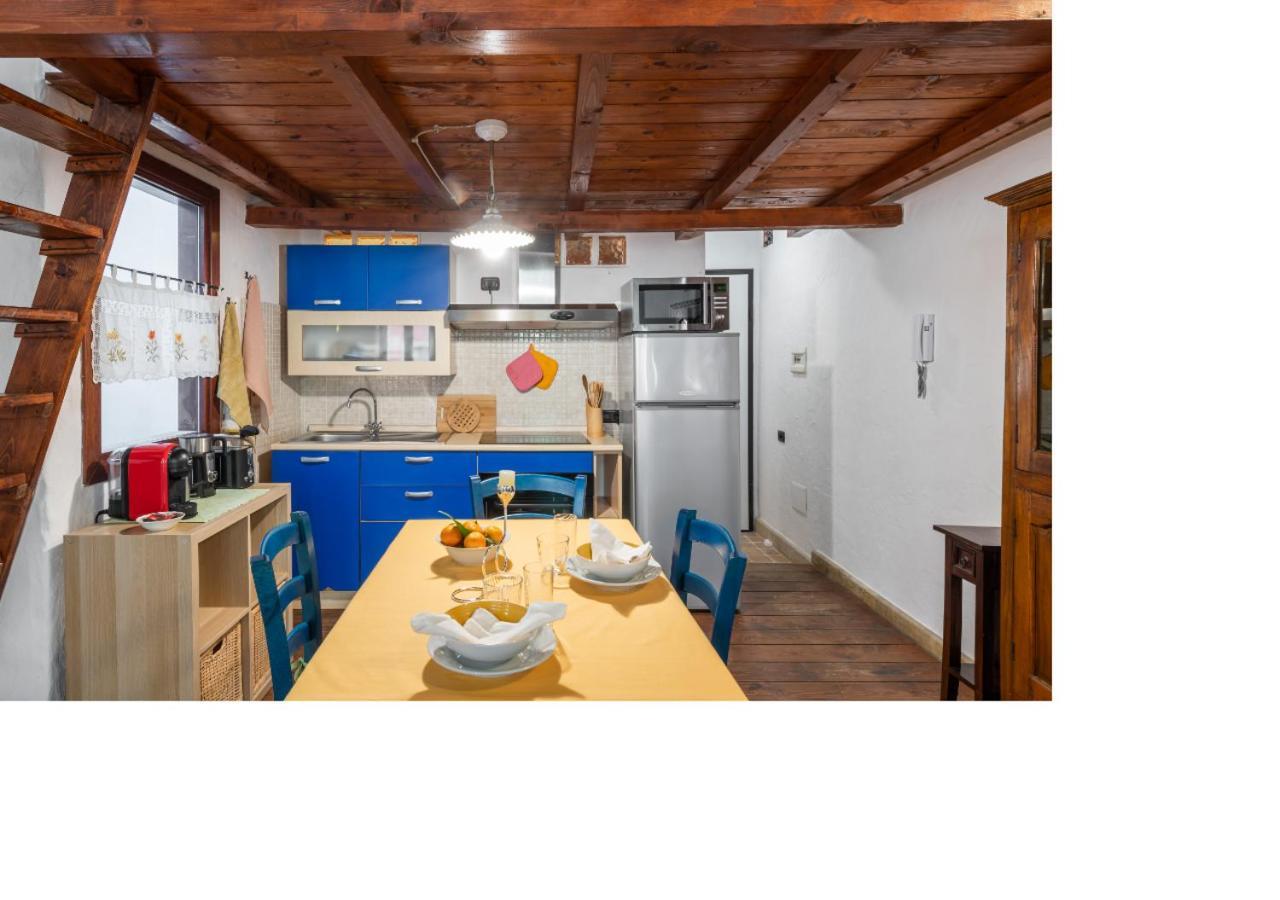 Oldtown Romantic Apartment Cagliari Extérieur photo